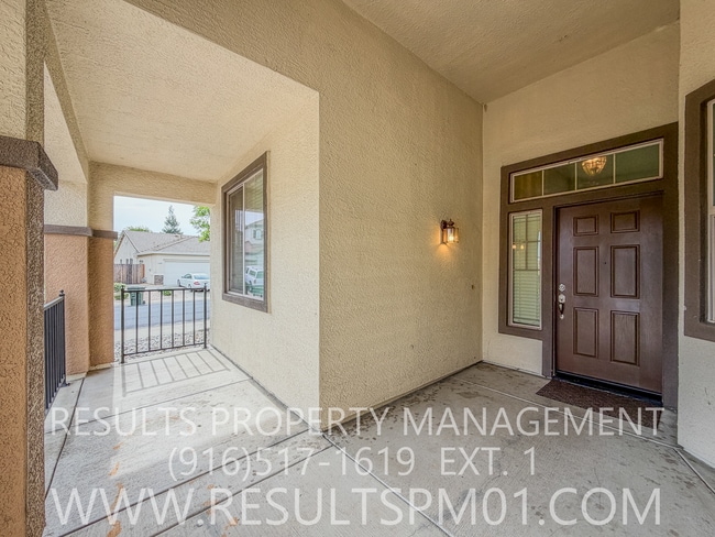 Building Photo - Single Story in West Roseville