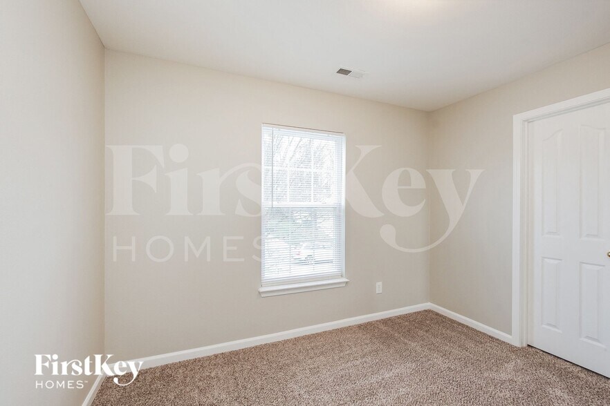 Building Photo - 11720 Winter Pine Ln