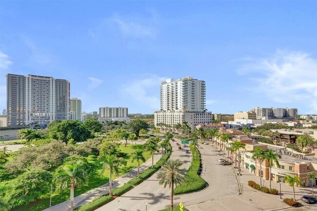 Building Photo - 1830 Radius Dr