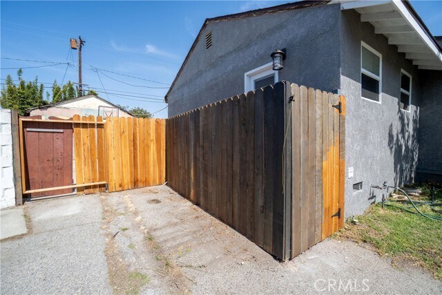 Building Photo - 11205 Woolford St