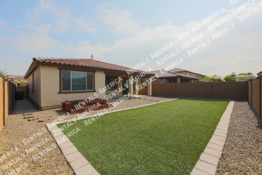 Building Photo - 4217 W Winston Dr