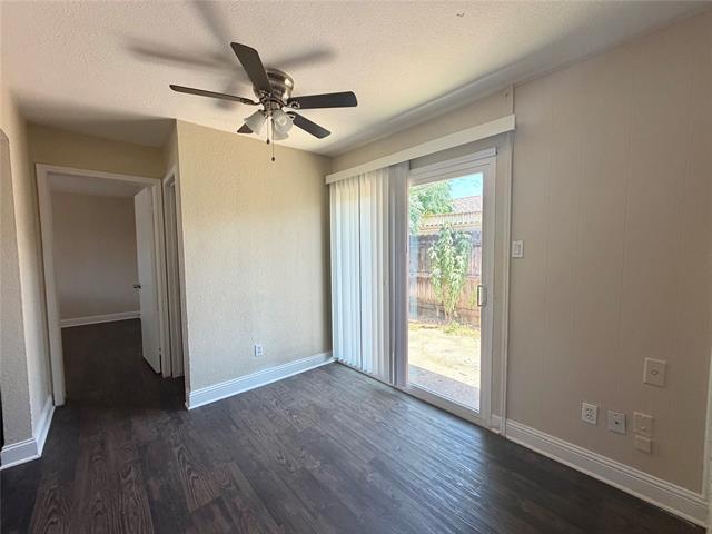 Building Photo - 901 Redbird Dr