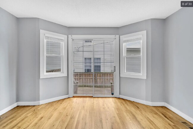 Building Photo - 2137 Indiana Ave