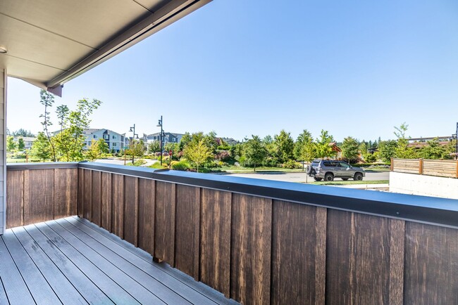 Building Photo - Beautiful 3 Bedroom Home Located in Ten Trails Black Diamond