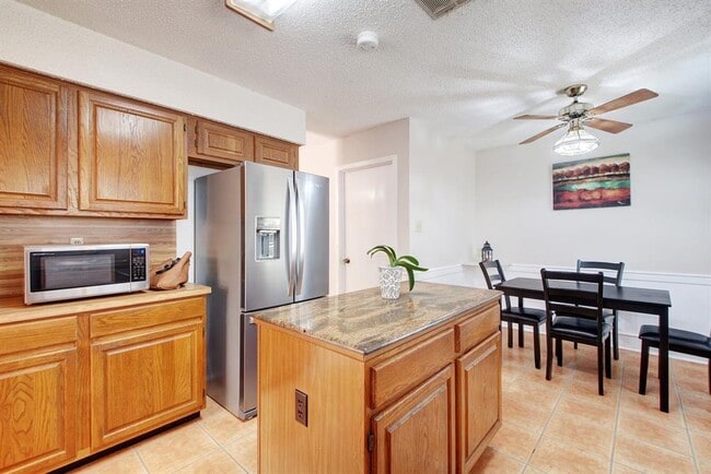Building Photo - 12607 Andromeda Cove