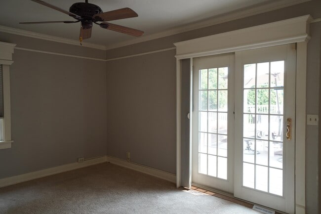 Building Photo - 2721 W Cassia St