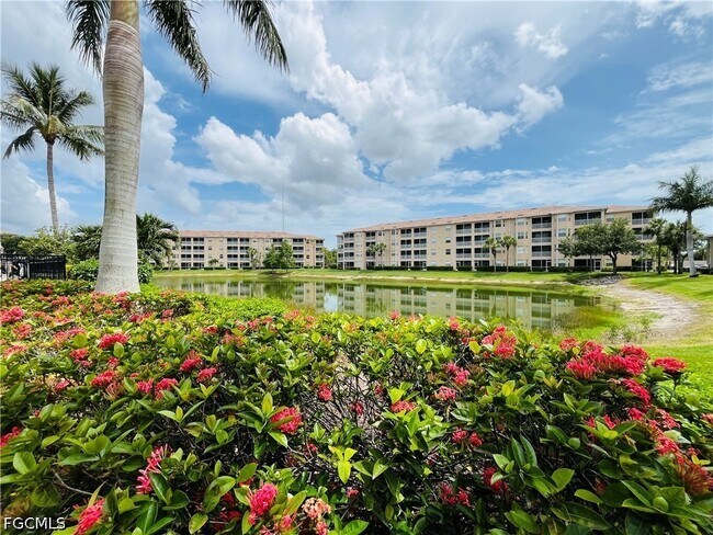 Building Photo - 8450 Kingbird Loop