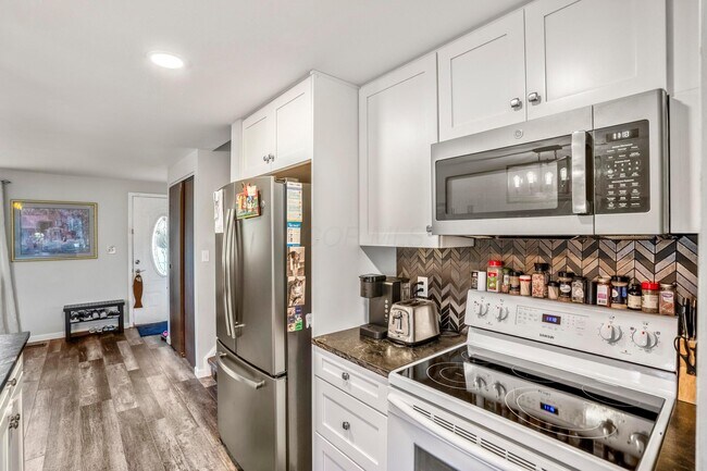 Building Photo - 2421 Nugget Dr