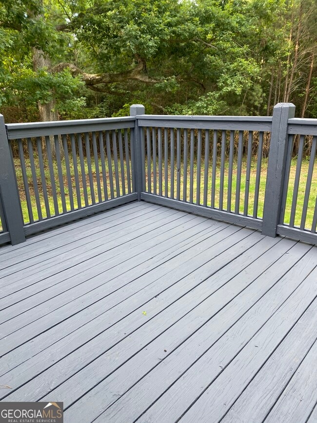 Building Photo - 164 Glenn Carrie Rd