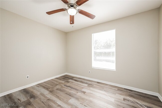 Building Photo - 3615 Caloosa Pkwy