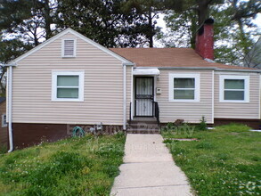 Building Photo - 525 85th St S