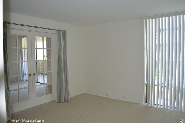 Building Photo - Indian Canyons Suite, Long term, UNFURNISHED,