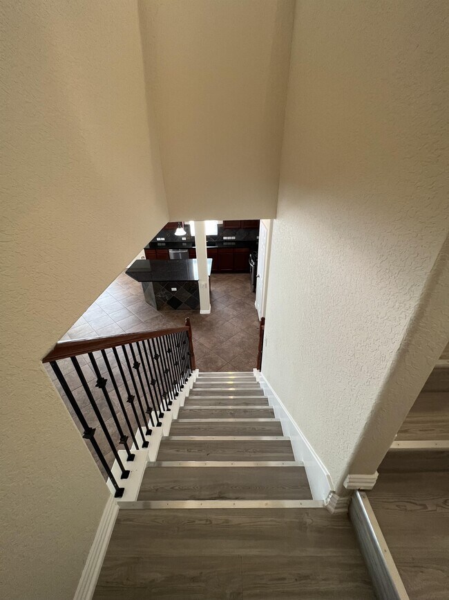 Building Photo - 25042 McBride Dr