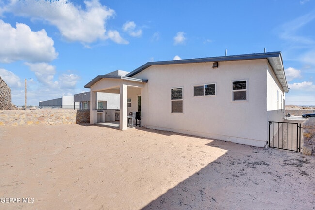 Building Photo - 1789 Urijah Pl