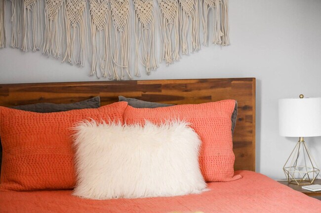 Building Photo - 32 Basin St