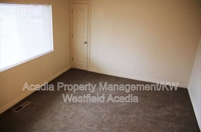 Building Photo - 315 E 600 S St