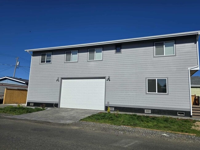 Primary Photo - Aberdeen - New build! 3 bedroom, 2 bath home.