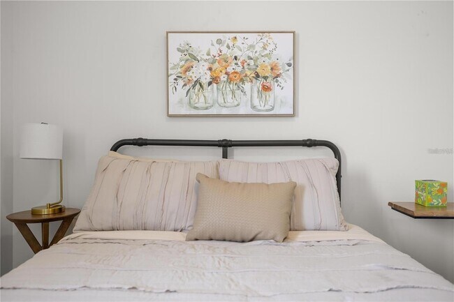 Building Photo - 10380 NW 21 St