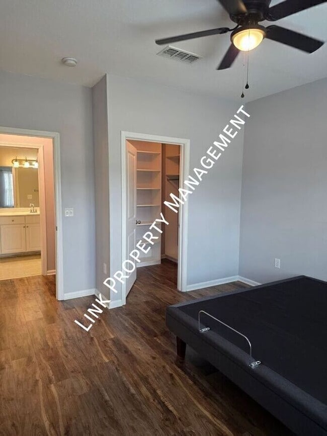 Building Photo - 5103 Regency Ct