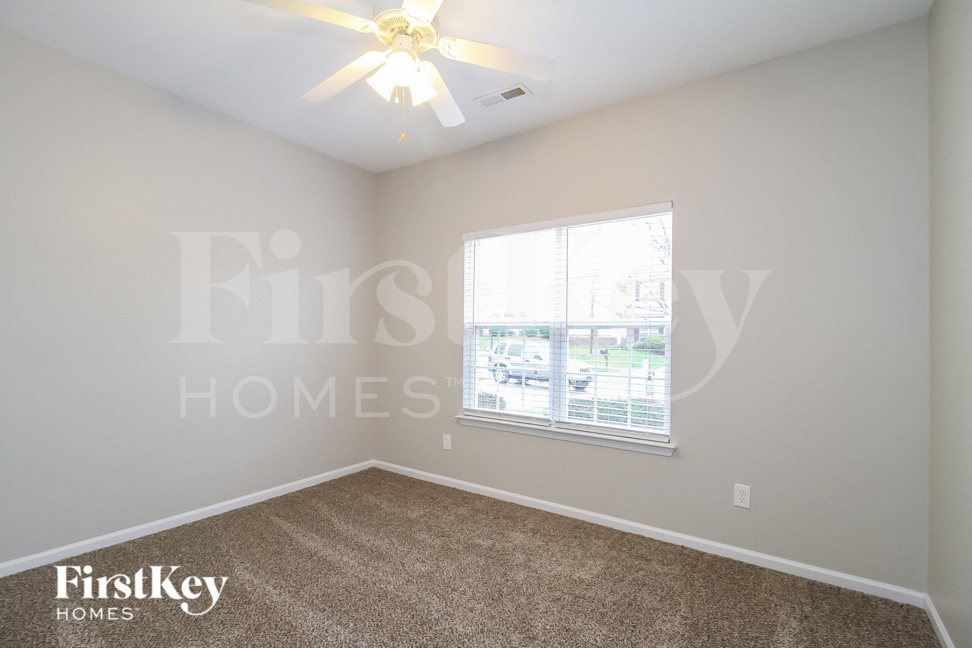 Building Photo - 4169 Shadetree Dr