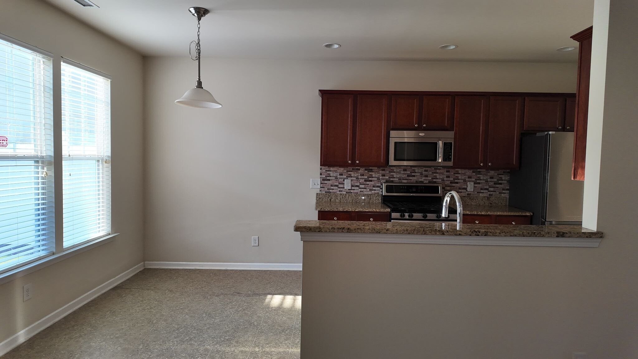 Building Photo - 1113 Garden Square Ln