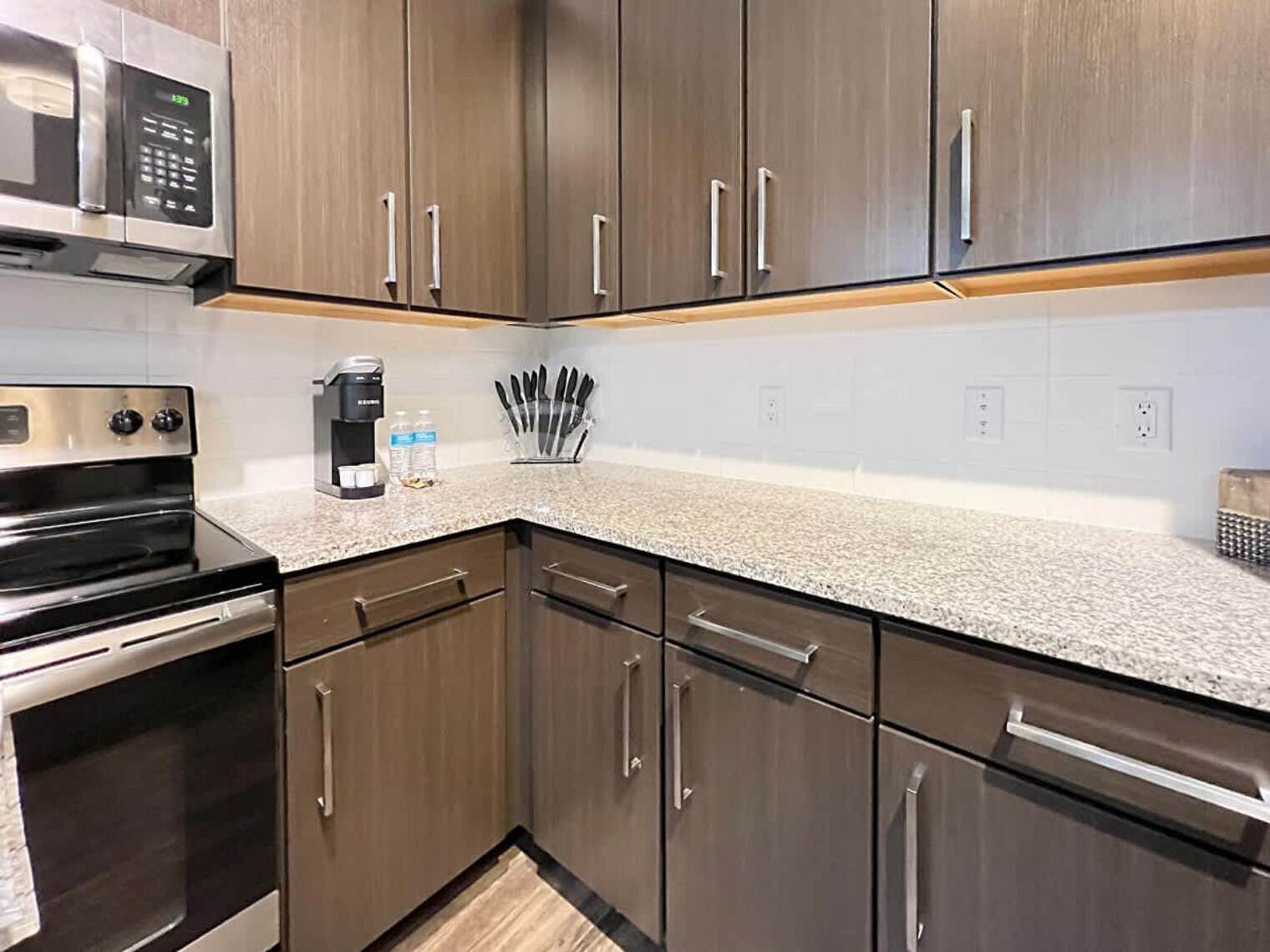 Building Photo - 2615 N Grady Ave