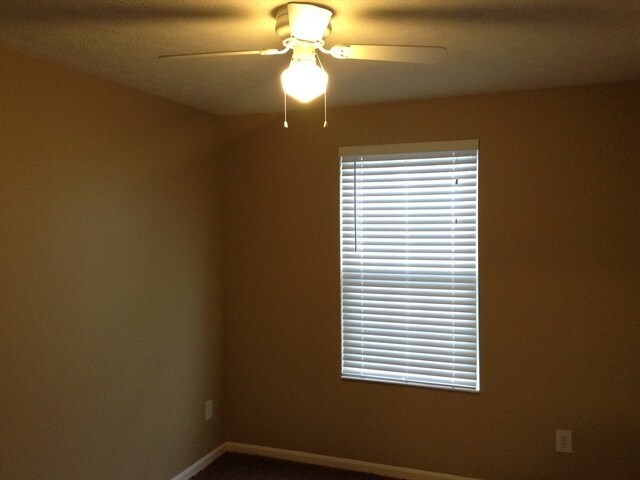 Building Photo - 283 Deer Creek Dr