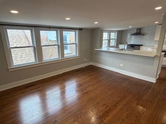 Building Photo - 3737 N Oconto Ave