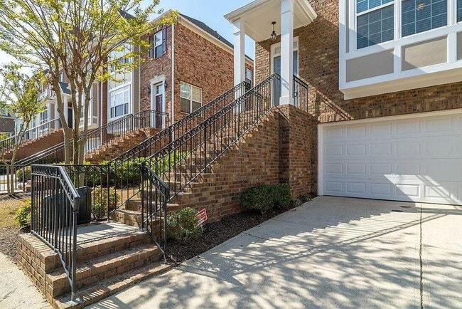 Building Photo - 6120 Joybrook Rd