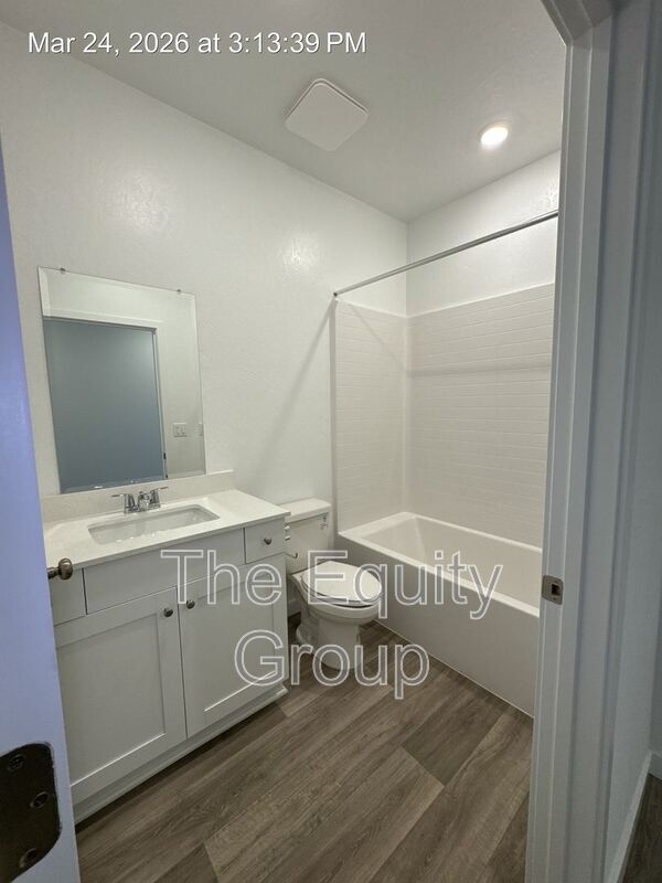 Building Photo - 2440 S Aubree St