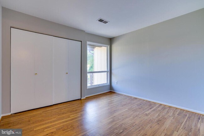 Building Photo - 4405 Elan Ct