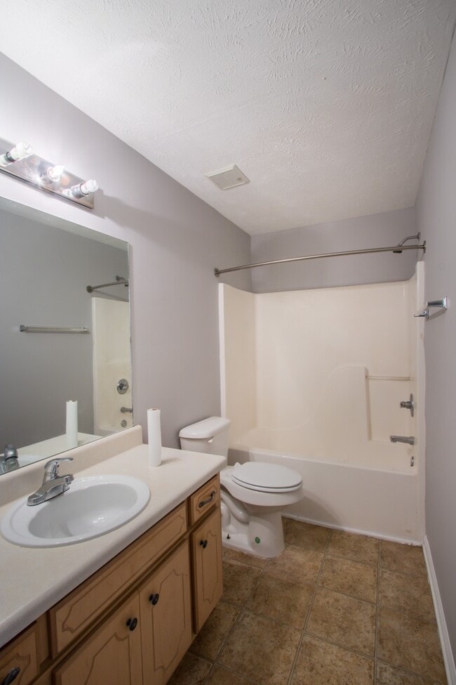 Building Photo - 4054 Margo Cir