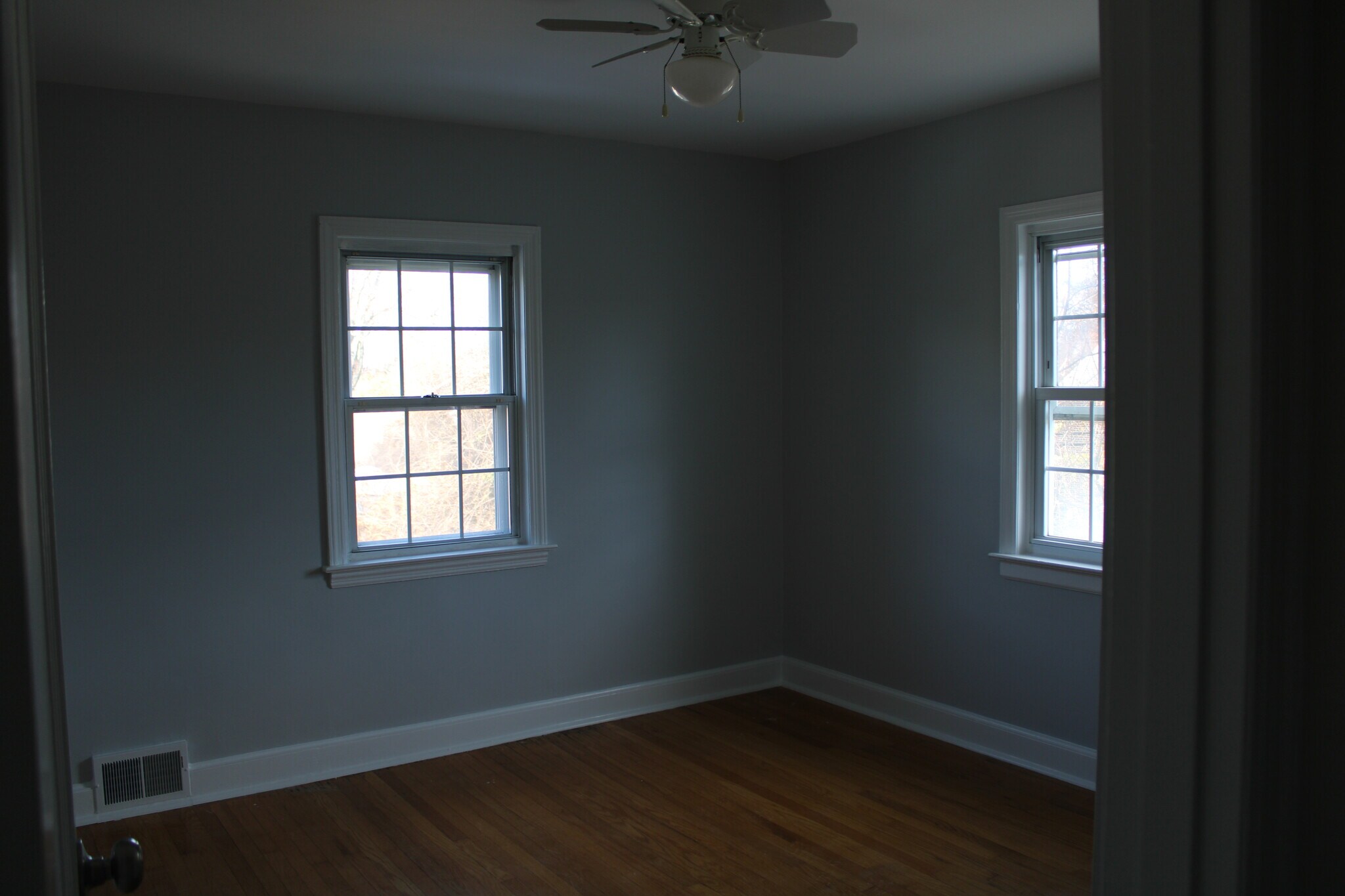 Back bedroom - 1917 Winton Ave