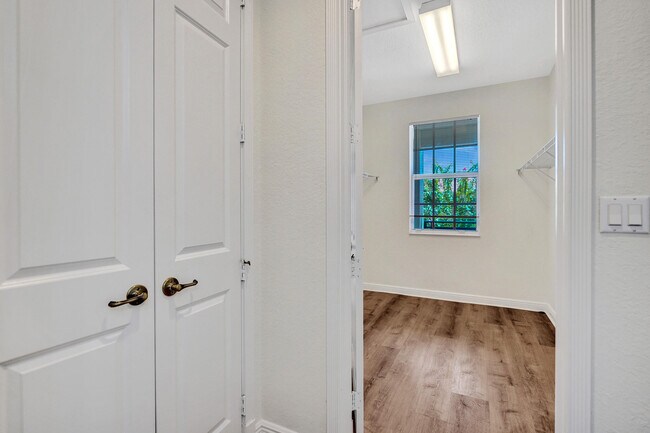 Building Photo - 8308 NW 9th Ave