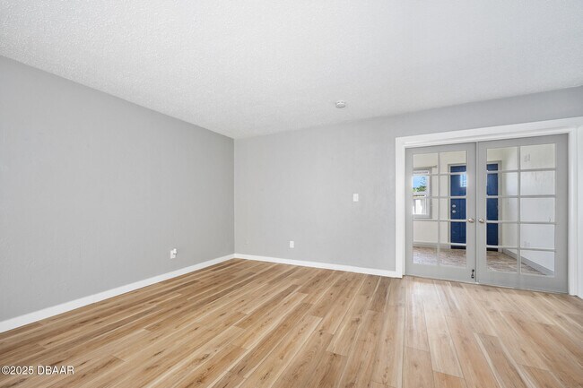 Building Photo - 56 Chippingwood Ln