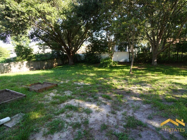Building Photo - 694 Park Valley Cir