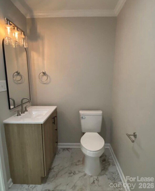 Building Photo - 4201 University Dr