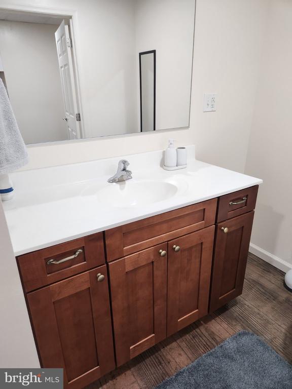 Building Photo - 28 Holler Rd