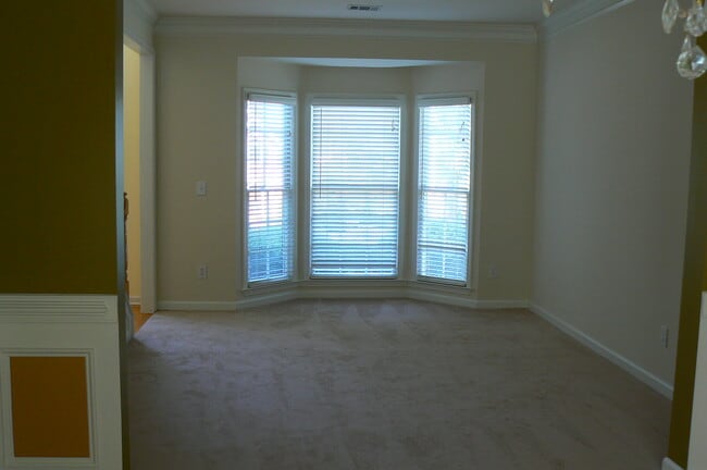 Building Photo - 7045 Devonhall Way
