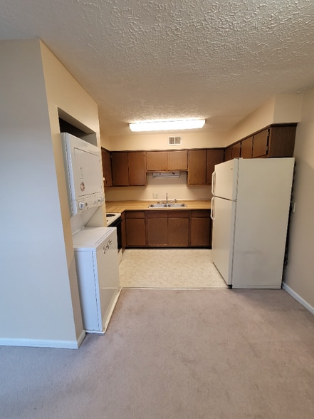 Building Photo - 1310 Louisville Rd