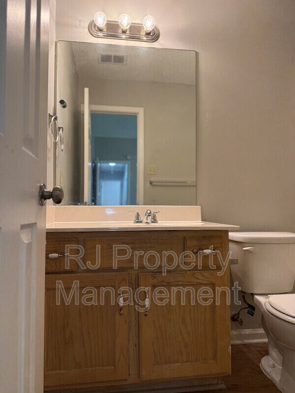 Building Photo - 4369 Pecan Creek Cir S