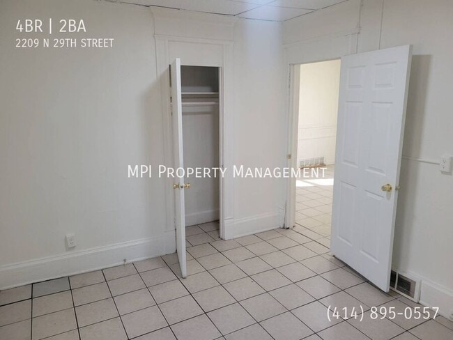 Building Photo - 2209 N 29th St