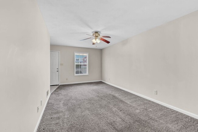 Building Photo - 784 Cherrybark Ln