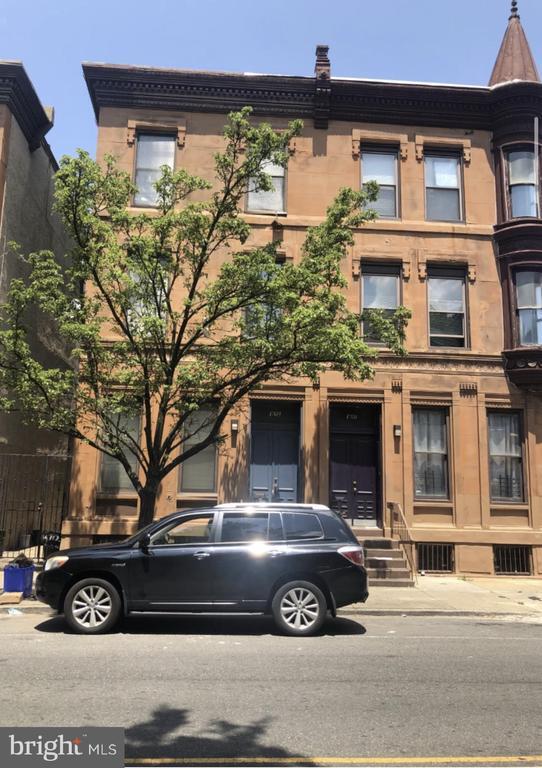 Building Photo - 1703 W Diamond St