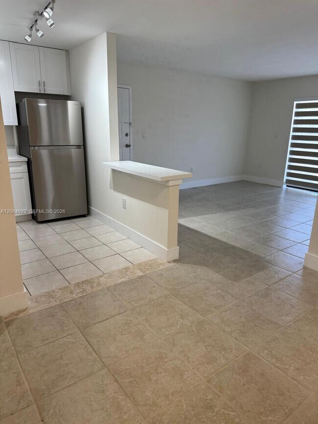 Building Photo - 15600 SW 80th St
