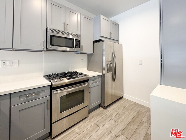 Building Photo - 6001 Carlton Way