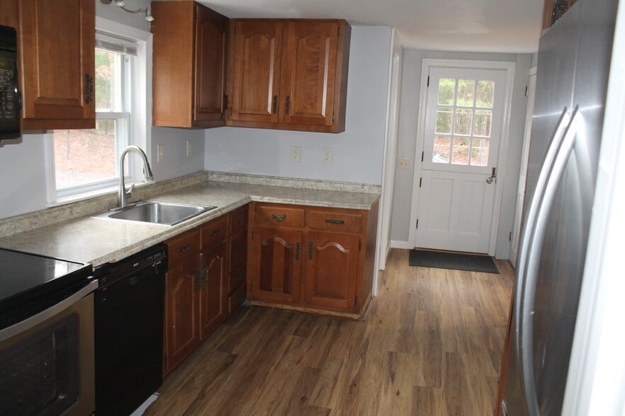 Kitchen - 167 Arch Rd