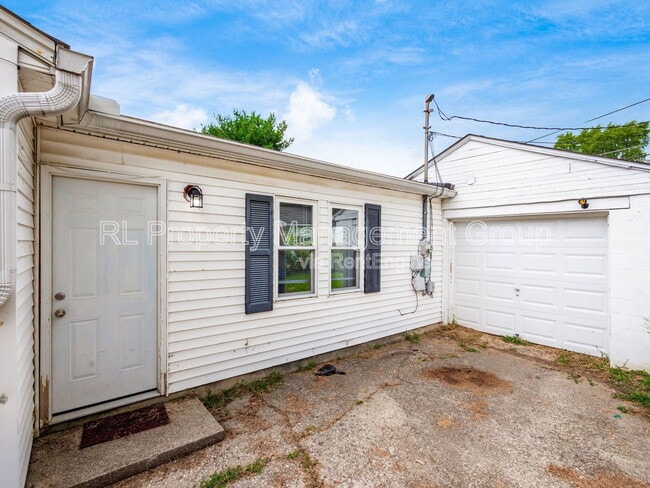 Building Photo - 4508 St Margaret Ln
