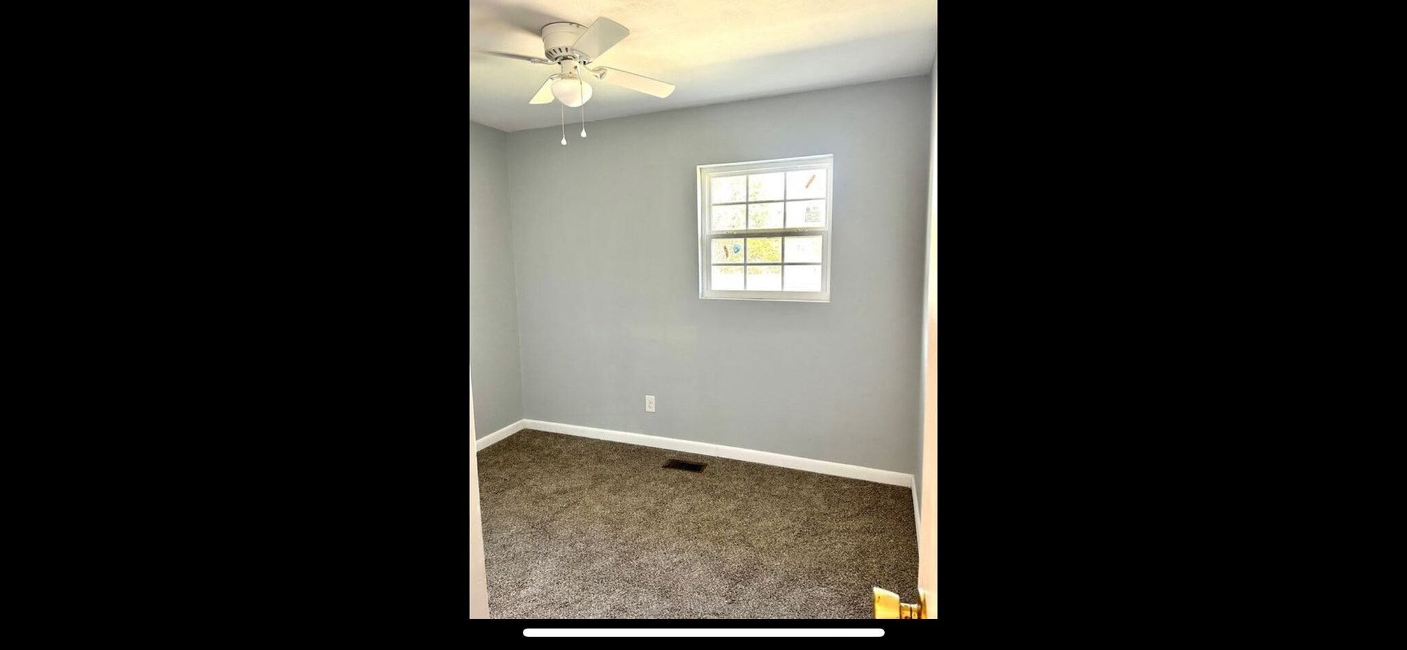 Building Photo - 136 Golf Dr SE