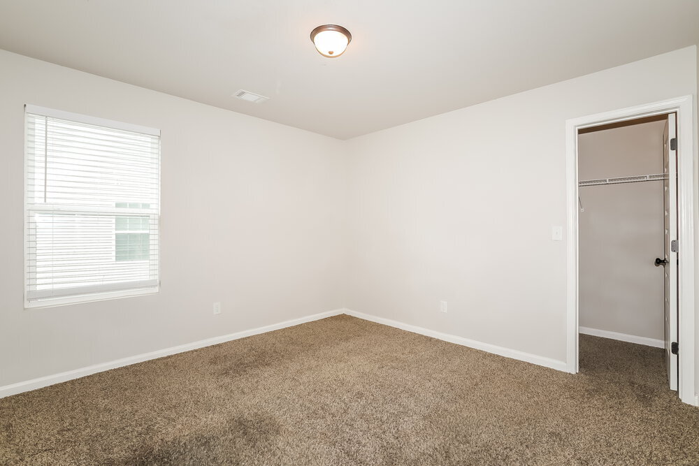 Building Photo - 1845 Simmons Ln